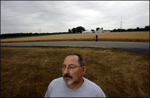 ‘A lot of people got hurt, fi nancially and mentally,’ Paul Martorana, a 27-year employee, says of National Machinery’s closing. He and other ex-workers later sued, citing the WARN Act.