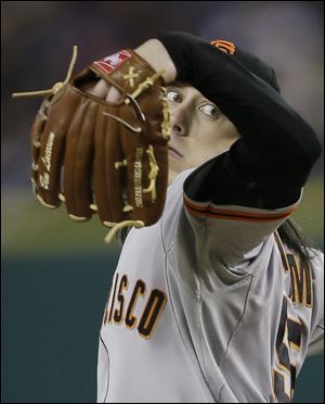 San Francisco Giants' Tim Lincecum throws during the seventh inning.