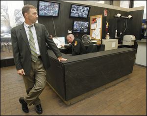 Presiding Judge Michael Goulding says Toledo Municipal Court looks ‘like a bus station.’ Officials say the building, erected in 1975 and remodeled in the mid-80s, has many deficiencies.