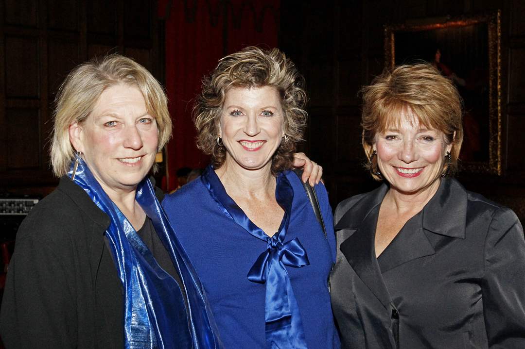 From-left-Kate-MacPherson-Lisa-Wolfe