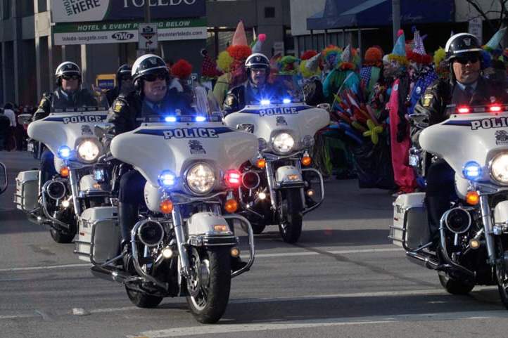 Holiday-Parade-motorcycle-units