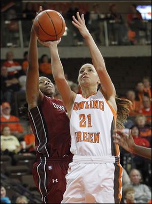 Chrissy Steffen had a team-high 13 points for the Falcons.