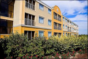 Sandcastle Suites at Cedar Point has 187 suites with flat-panel TVs and screened in balconies. Each suite comes with a microwave oven, coffee maker, hair dryer, iron and refrigerator.