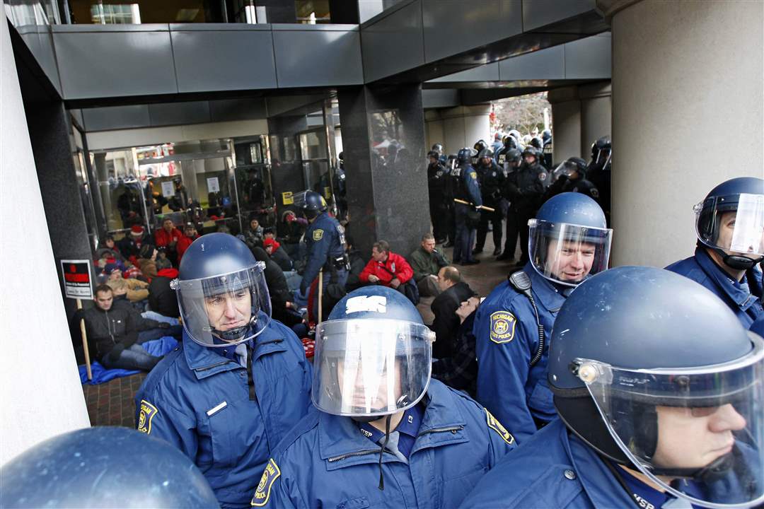 CTY-righttoworkprotest-sit-in