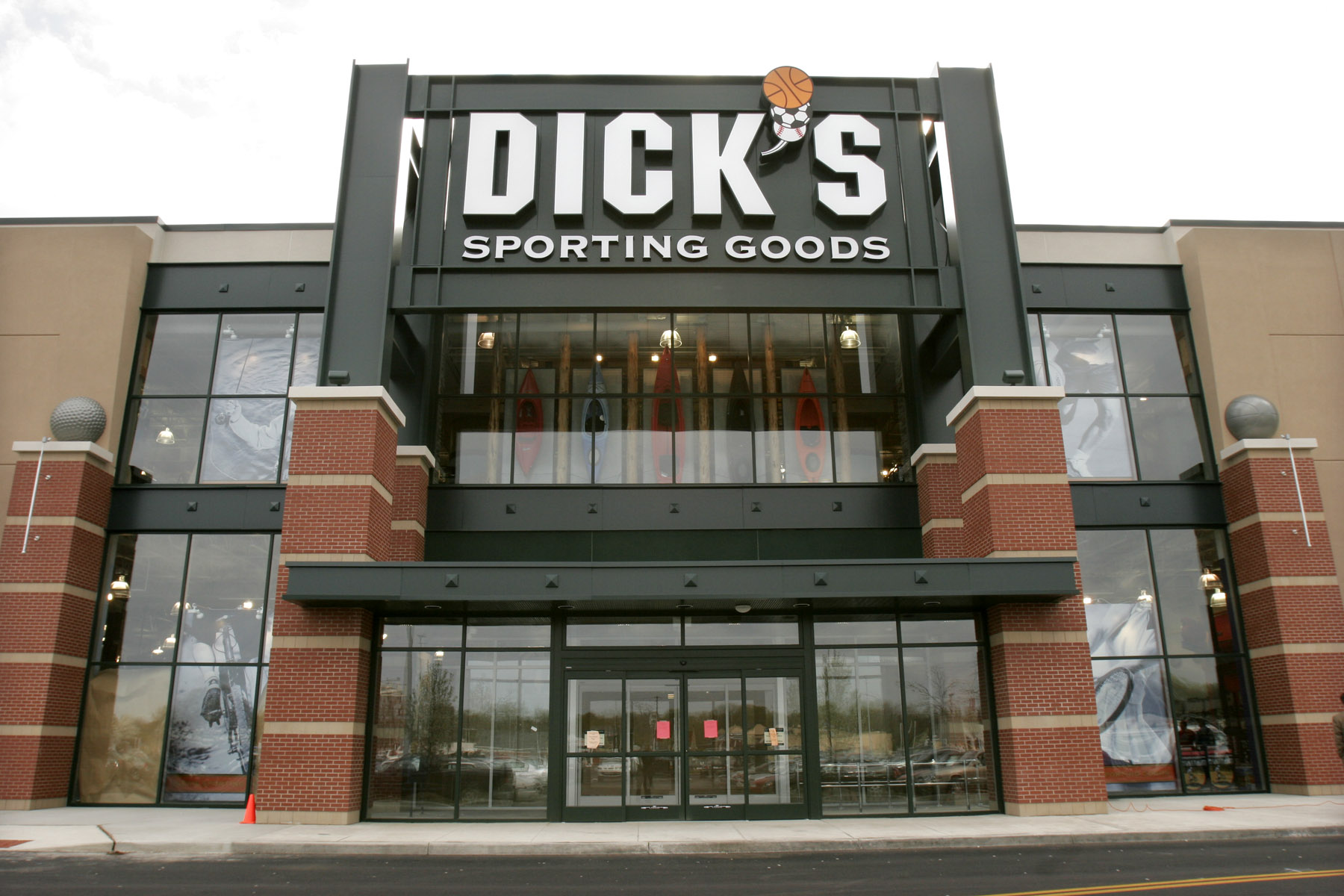 Dick's Sporting Goods lays off 478 PGA golf pros The Blade