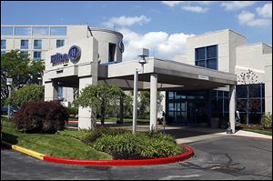 The Toledo Hilton  has been host to dignitaries including  President Obama, Vice President Joe Biden, GOP candidate Mitt Romney, and entertainers such as Carrie Underwood.