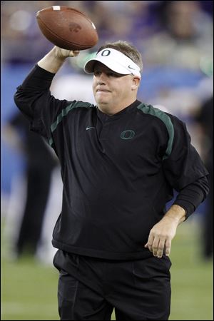 Oregon head coach Chip Kelly turned down an offer from Tampa Bay last year to return for his fourth season at Oregon, where he is 46-7. 