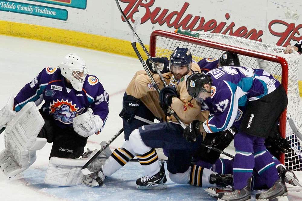 Walleye-Solar-Bears-Curry