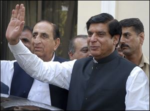 Pakistan's Prime Minister Raja Pervaiz Ashraf. Pakistan's Supreme Court has ordered the arrest of the country's prime minister as part of a corruption case involving private power stations.