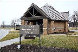 The Bowling Green State University/Bowling Green Visitors Center is to be a collaboration between the university and the convention and visitors bureau where students can get field experience.