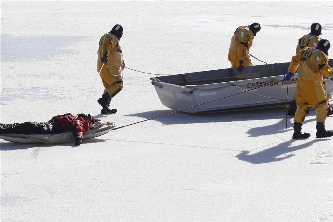 Ice-rescue-exercise-victim