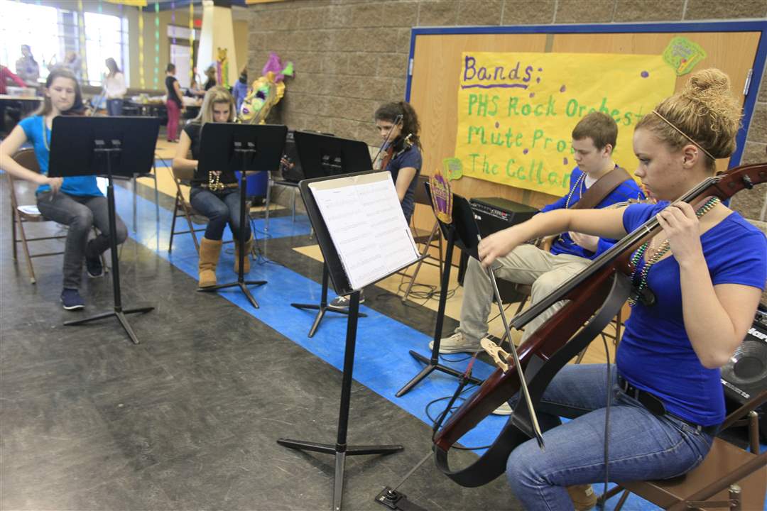 Perrysburg-High-School-s-Rock-Orchestra