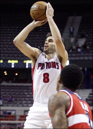 Jose Calderon led Detroit with 24 points in a victory over Washington.