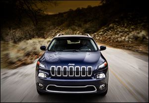 Headlight styling on the new 2014 Jeep Cherokee Limited is drawing divisive, early reactions. Few details about the Liberty’s replacement had been given until now.