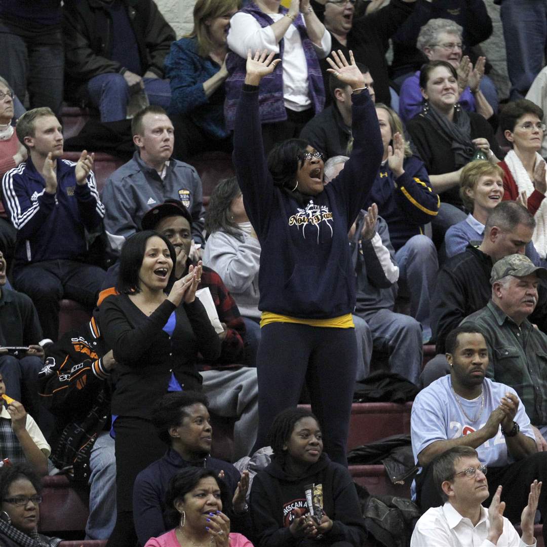 Notre-Dame-upsets-Perrysburg-ND-fans