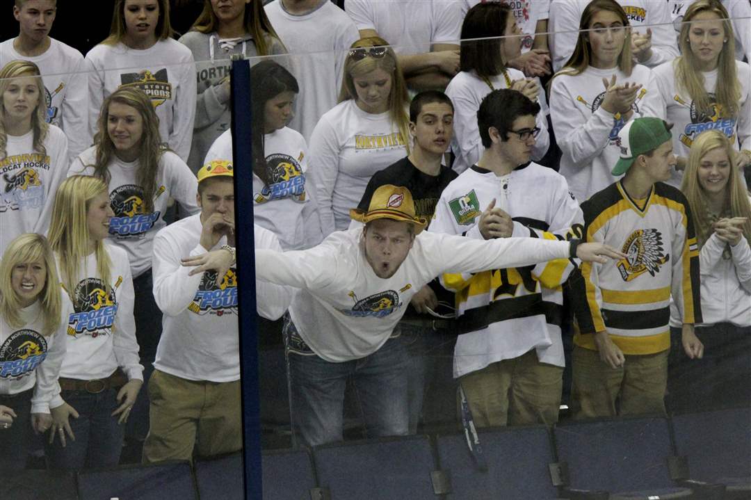 State-hockey-student-section
