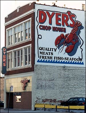 Dyer’s Chop House was a favorite of business leaders and celebrities for decades.
