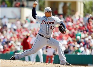 Tigers reliever Bruce Rondon throws during Saturday's exhibition game against the St. Louis Cardinals. The possible closer this season had his fourth straight scoreless outing.