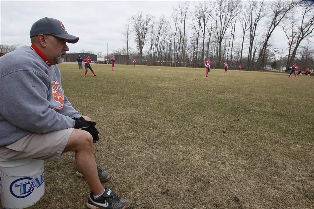 Swing-for-a-Cure-coach-watch