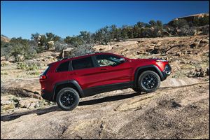 The 2014 Jeep Cherokee, to be built in Toledo, is to be unveiled with much fanfare at the New York International Auto Show today. 