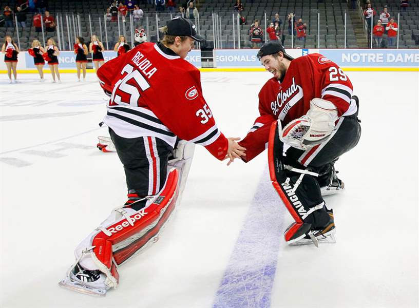 SPT-NCAAhockey1p-SCS-Reijola-Faragher