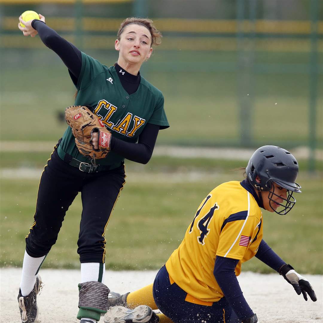 ND-Clay-softball-Schiavone