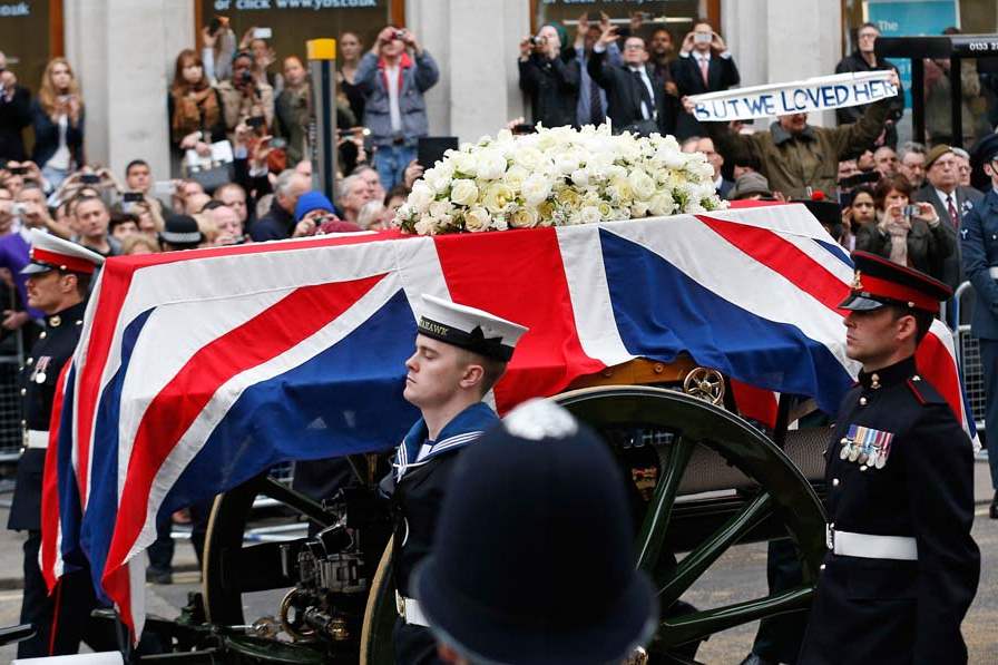 Britain-Thatcher-Funeral-coffin-and-carriage