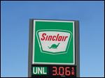  Billionaire Robert Earl Holding, whose business empire included ownership of Sinclair Oil and two world-class ski resorts in the West, has died. He was 86.