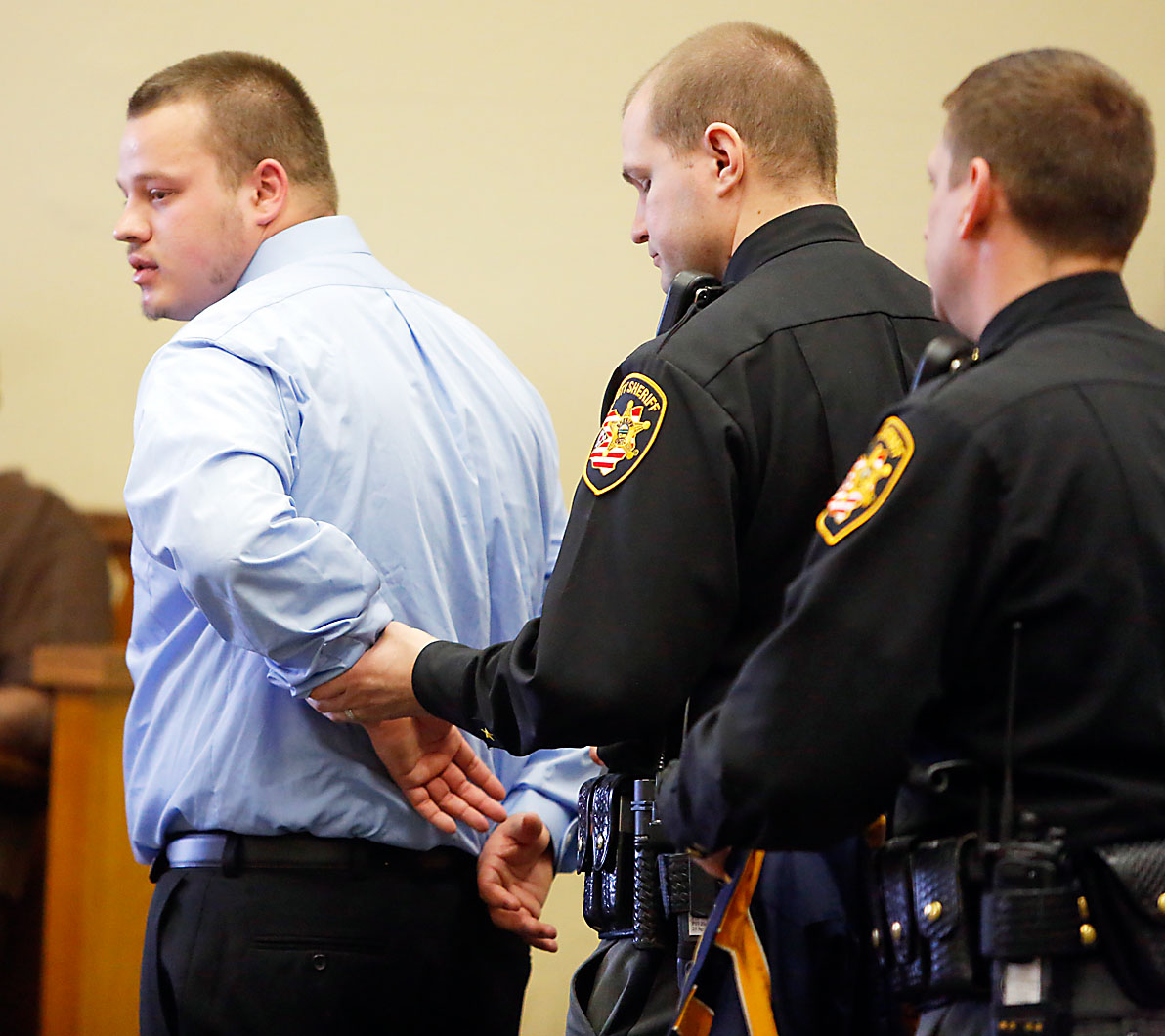 Judge sentences Toledo man to 30 months for abusing child - The Blade