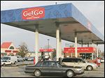  Three years after Giant Eagle shrank its gasoline perks,  its stores near Toledo are temporarily returning to a 20-cent discount.