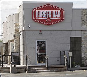 The new Burger Bar 419 Monroe Street has the same address as Star Bar: 5215 Monroe St. in the Beverly Hills Plaza.