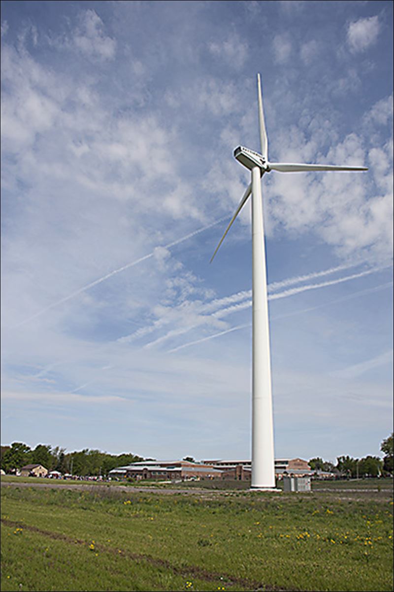 Archbold, Pettisville schools find answers to power bills in wind