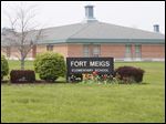  Fort Meigs Elementary School is to have tw new portable classrooms, coming from Sylvania Schools.