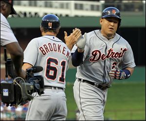Detroit Tigers third baseman Miguel Cabrera, the 2012 AL Triple Crown winner and this year’s leader in average and RBIs, went 4 for 4 on Sunday with three home runs and five RBIs. He has 11 homers, one off the AL lead.