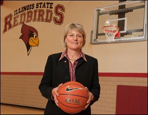 Barb Smith, a Perrysburg High School graduate, is now head coach of the Illinois State women's basketball team.
