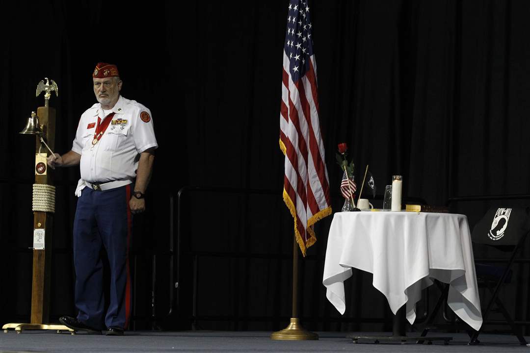 Veterans-honor-roll-ring-bell