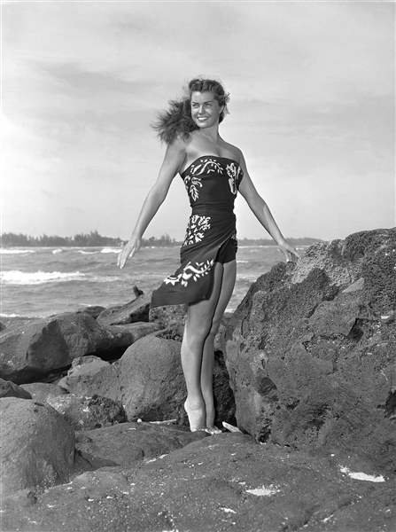 Technicolor star Esther Williams dies at age 91 - The Blade