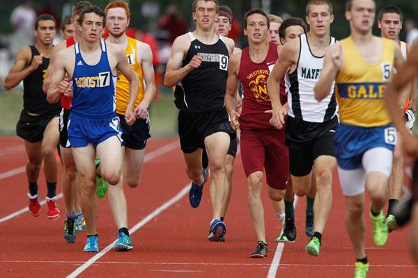 Perrysburg-s-Bryant-Byrd-competes-in-the-800-meter-run