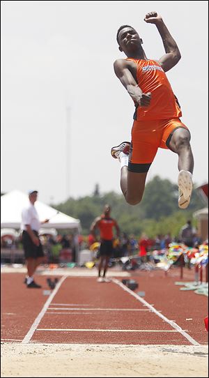 Southview's J.J. Pinckney took third in the long jump with a leap of 23-feet, 0.25 inches. He also was seventh in the 400-meter dash with a time of 48.76.