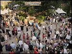  ZOOtoDO, an annual fund-raiser for the Toledo Zoo, draws hundred of guests Friday to dine on offerings from more than 50 area restaurants and caterers.