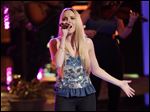  Danielle Bradbery performing on the singing competition series 