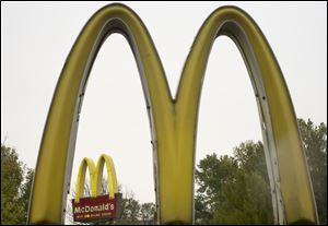 The only two McDonald’s restaurants in the United States that were serving food prepared according to Islamic law have stopped several weeks after a $700,000 settlement over a lawsuit that alleged the items weren’t consistently halal.