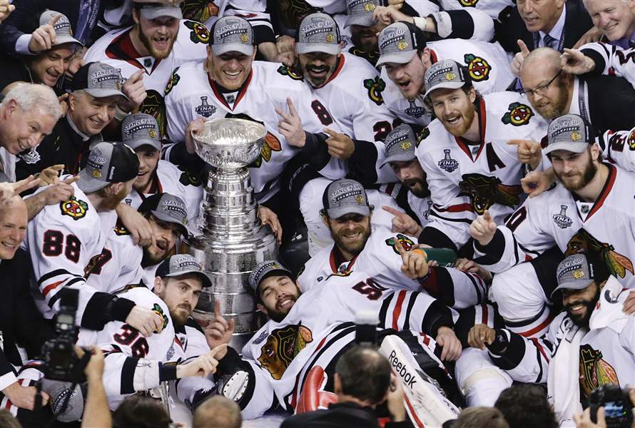 Stanley-Cup-Blackhawks-Bruins-Hockey-6-25
