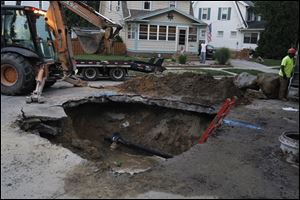 The water main break occurred on the corner of Grantwood and Yellowstone streets  in Toledo, Ohio.