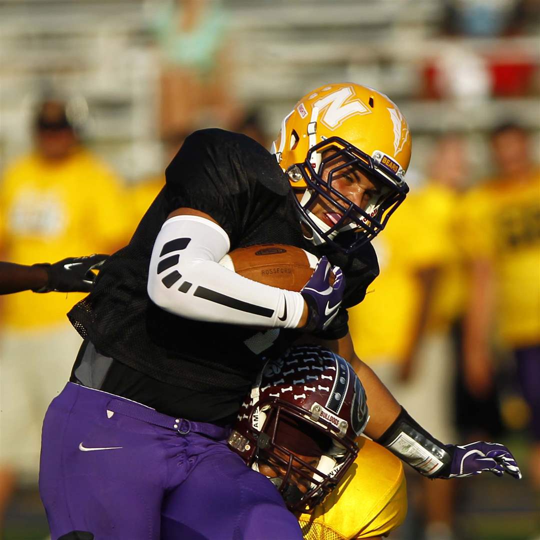 All-star-football-Elijah-Bogosian