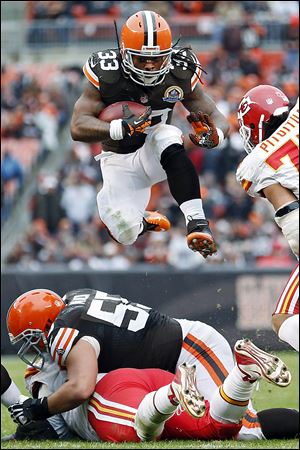 Despite not being close to 100 percent because of injuries in his rookie season, Trent Richardson finished with 950 yards and 11 touchdowns for the Browns.