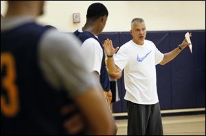 UT coach Tod Kowalczyk will oversee nine practices before the Rockets head to Greece to gain more experience.