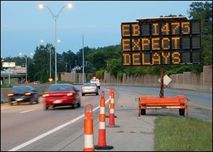 Eastbound I-475 will be closed nightly starting at 10 p.m. today and continuing through the weekend. Traffic will be blocked at the ProMed­ica Park­way exit and lead to detours using Cen­tral Avenue or Mon­roe Street.