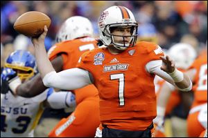 Bowling Green quarterback Matt Schilz looks to pass in the Military Bowl at RFK Stadium against San Jose State. The fifth-year senior has started 32 consecutive games for the Falcons, but has yet to win the job going into the Aug. 29 opener against Tulsa.