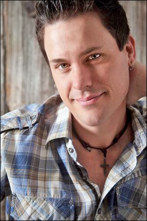 Country performer David Shelby will play Friday and Saturday at T & J's SmokeHouse in Put-In-Bay.